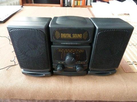 mini radio w kształcie miniwieży