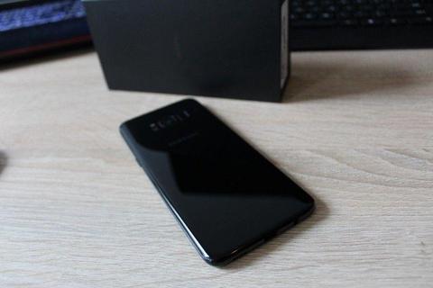 Samsung Galaxy S8 na Iphone 7, 7Plus, 8, 8Plus