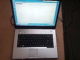 LAPTOP SAMSUNG r60plus