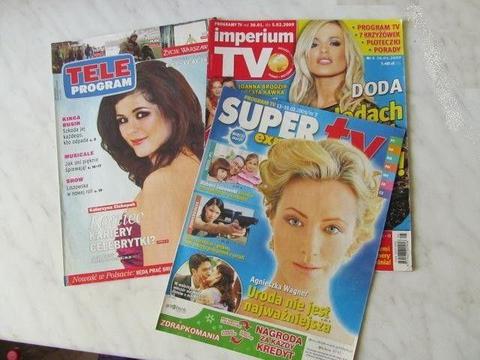 Zestaw 47 magazynów TV z 2008, 2009, 2002 i 2003 r