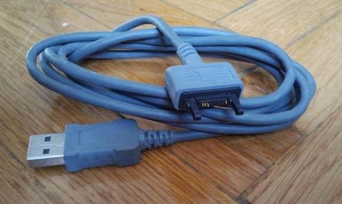 Kabel USB do telefonów Sony Ericsson - WARSZAWA