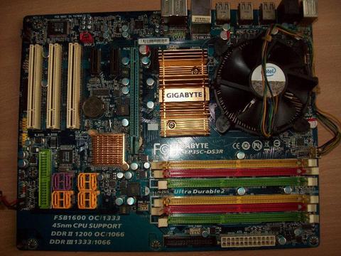 Płyta Ga-ep35c-ds3r+Intel Core 2 Quad Q9550+8 Gb Ram+ASUS GTX 650 1 Gb