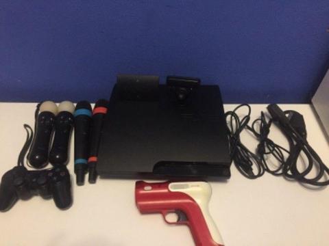 Konsola ps3 plus akcesoria plus 2 gry gratis