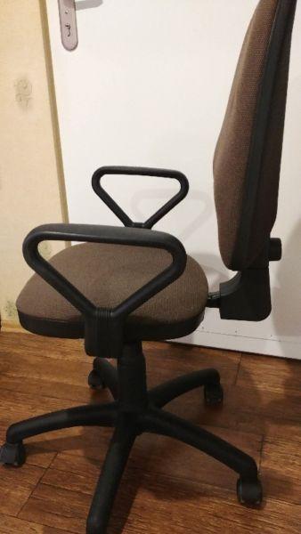 Fotel biurowy krzesło obrotowe - stan bdb