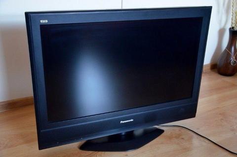 Telewizor LCD Panasonic VIERA 32 cale model TX-32LX7PA stan idealny