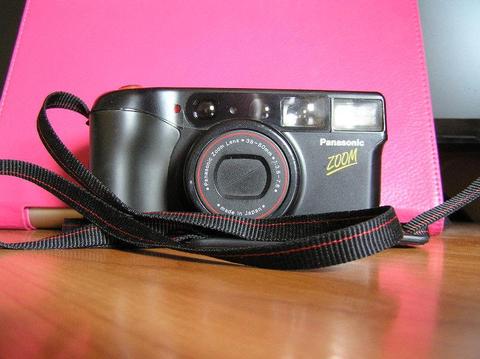 Sprzedam 2 Aparaty Fotograficzne na Klisze firmy PANASONIC i PENTAX