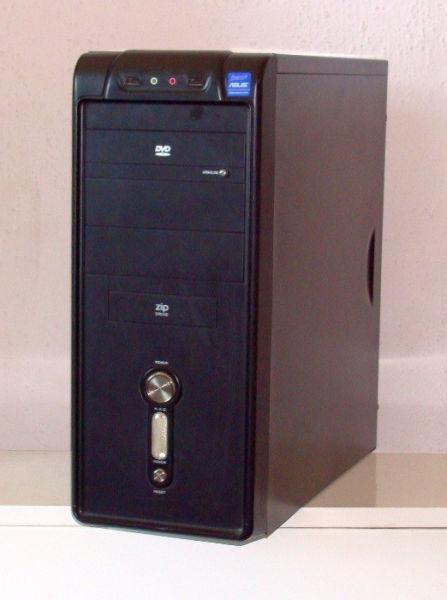 Wydajny komputer stacjonarny Core i3