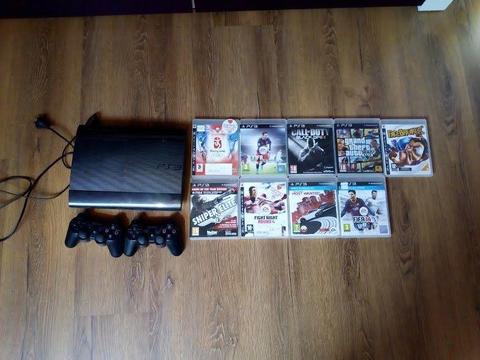 Konsola PS3 (PlayStation 3) Super Slim 500 GB / 2x Pad / 9 Gier