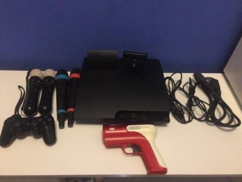 Konsola ps3 plus liczne akcesoria , 10 gier gratis!!!