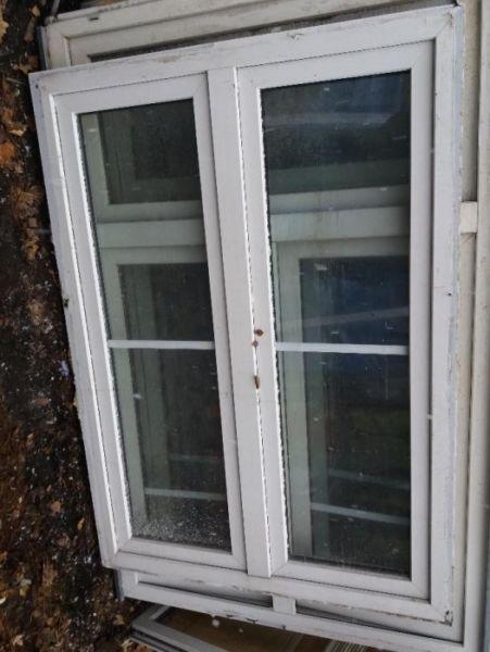 Drzwi balkonowe Okno PCV 130 cm szerokości na 180 cm wysokości