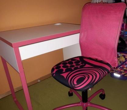 Sprzedam meble IKEA biurko MICKE plus krzesło obrotowe
