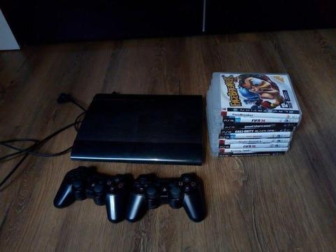 Konsola PS3 (PlayStation 3) Super Slim 500 GB / 2x Pad / 9 Gier