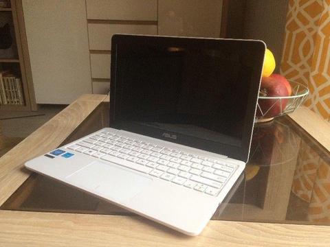 Ultrabook ASUS Vivobook E200H - stan idealny