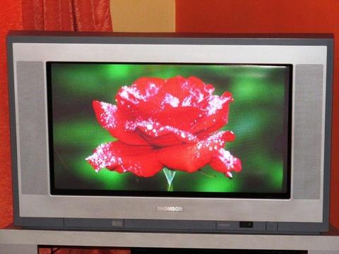 TV THOMSON 28 cali 100Hz z pilotem plus opcjonalnie dekoder DVB-T