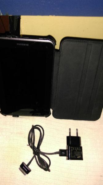 Tablet Samsung Galaxy TAB 2 7.0 8GB. GT-P3100 etui