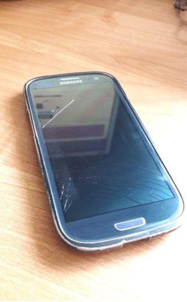 Samsung Galaxy S3 LTE GT-I9305 uszkodzony na części