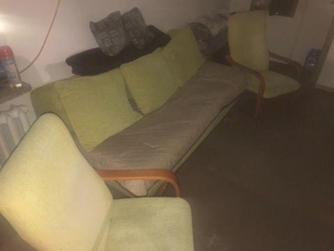 Sofa zielona z dwoma fotelami super opcja!