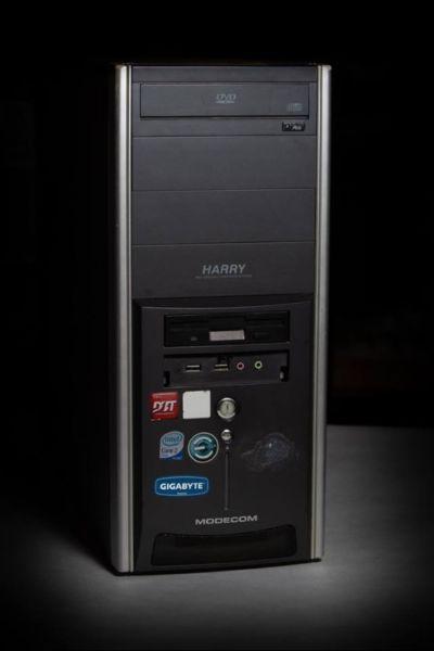 Komputer stacjonarny 8GB RAM, Radeon HD 7700, AMD Athlon II X4 3 GHZ
