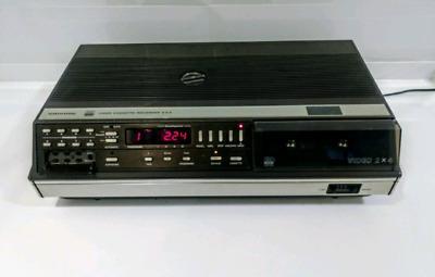 Grundig VCR video 2000 2x4 vintage video cassette recorder 2x4