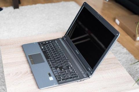 Laptop SAMSUNG RC520