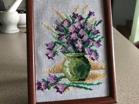 Obraz haft krzyżykowy bukiet kwiatów w wazonie