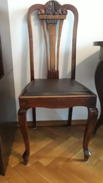 Dwa krzesła antyczne drewniane