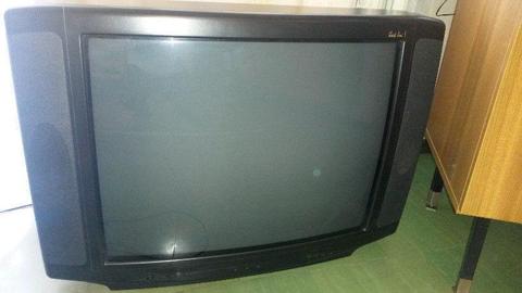 Sprzedam za drobne TV TRILUX 28