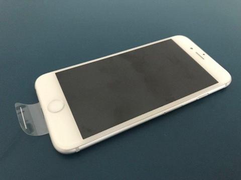 Nowy, nieużywany Iphone 6 16Gb biało-srebrny