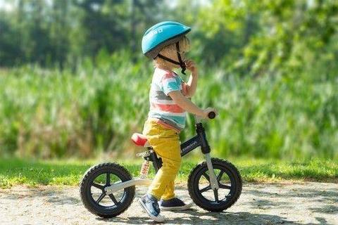 Rowerek biegowy z amortyzatorem Kinderkraft EVO