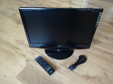 Monitoz z Tv 20 cali LG Flatron M2062D-PC DVBT Full HD