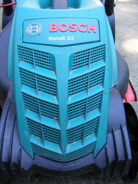 Kosiarka Bosch rotak 32