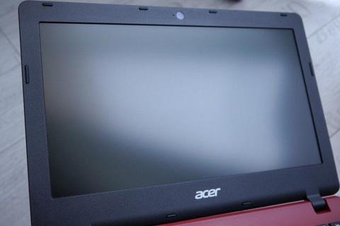 Laptop Acer Aspire ES1-131 IDEAŁ, czerwony, SSD, GWARANCJA