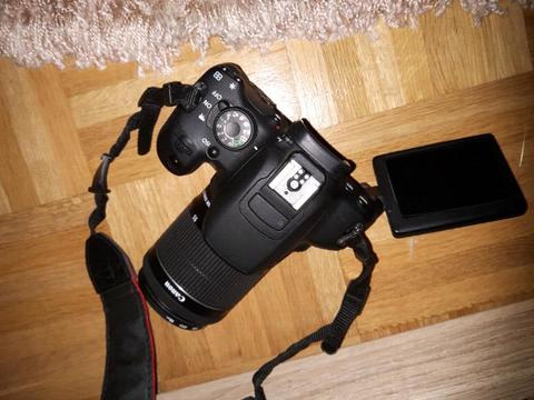 Lustrzanka Canon 700d z obiektywem 18-55 w ładnym stanie w pełni sprawna zamienię