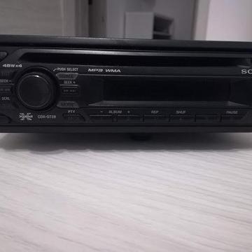 SPRZEDAM RADIO CD SONY CDX-GT28
