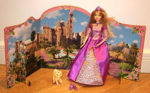 Oryginalna śpiewająca Barbie Księżniczka Wyspy - Księżniczka Luciana