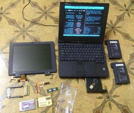 Laptop Dell Latitude CPT PPX + Części - matryca z ramką/2 karty PCMCIA/2 akumulatory