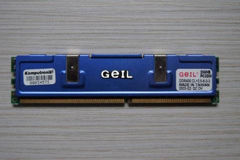 Sprzedam / Zamienię Pamięć RAM GEIL DDR 256MB 400 MHz PC3200