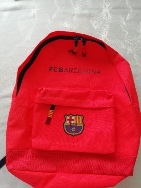 sprzedam plecak FC BARCELONA