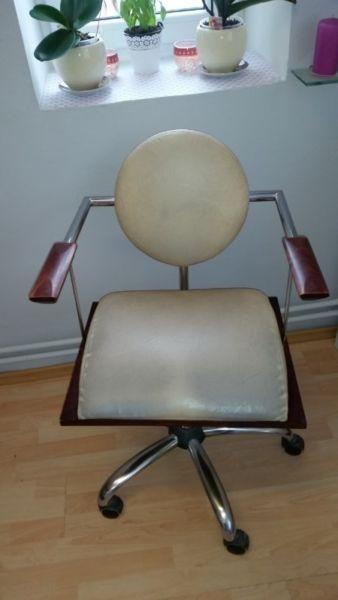 Fotel / krzesło obrotowe