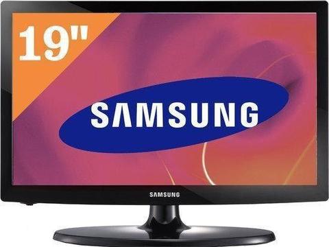 Tv Led 19 cali Samsung z funkcją monitora UE19ES4000