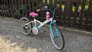 sprzedam rowerek dla dziecka B`TWIN 20`