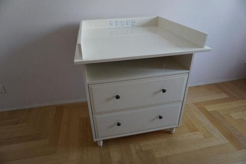 Przewijak / biała komoda IKEA Hemnes z 3 szufladami i przewijakiem