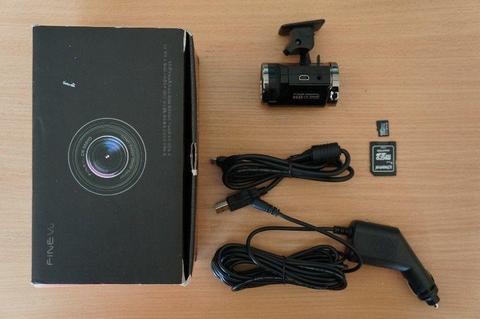 Rejestrator jazdy, kamera samochodowa Full HD Finevu CR500-HD
