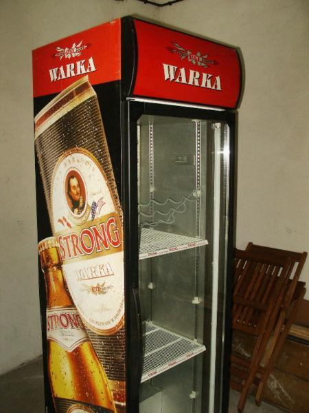 Szafa chłodnicza witryna na napoje