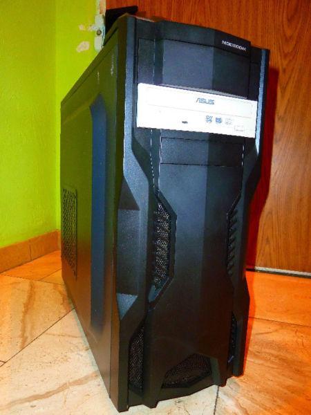 Komputer Modecom do gier 4.rdzeniowy Intel Q.9300 + Ge Force GTX.275 450 bit