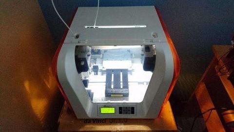 Sprzedam używaną drukarkę 3D DA VINCI JUNIOR 1.0