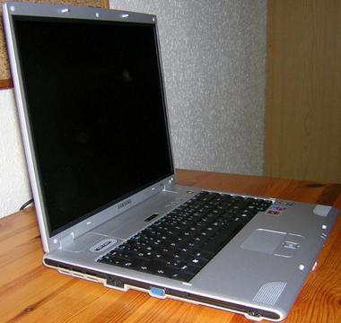 laptop Samsung x20 14 cali