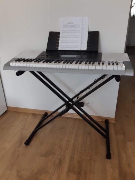 Keyboard Casio CTK-4200 pianino instrument muzyczny syntezator
