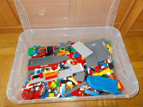 KLOCKI LEGO MIX 4 KG +12 FIGUREK KRAKÓW I OKOLICE