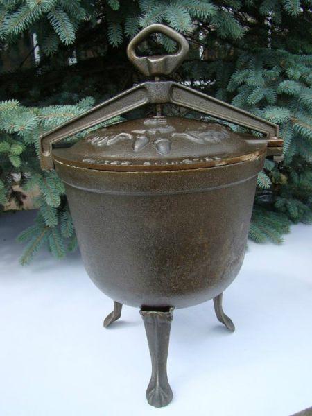 Kociołek żeliwny duży 9 litrowy - POLSKI